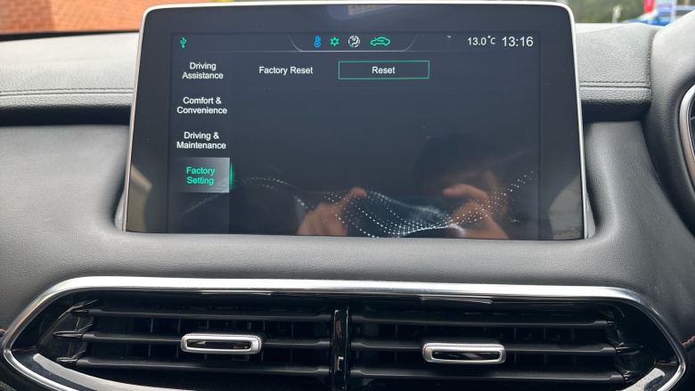 MG Hs 1.5 T-GDI Excite 5dr DCT Petrol Hatchback